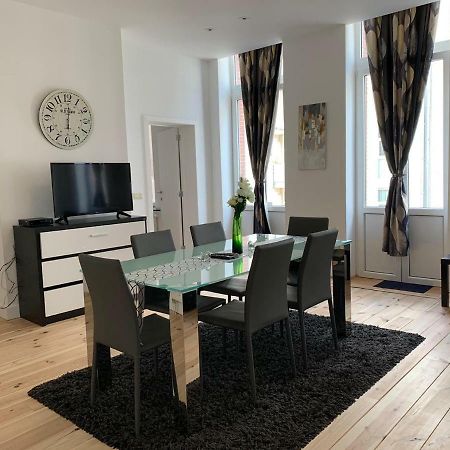 Modern Apartment First Floor Brussel Buitenkant foto