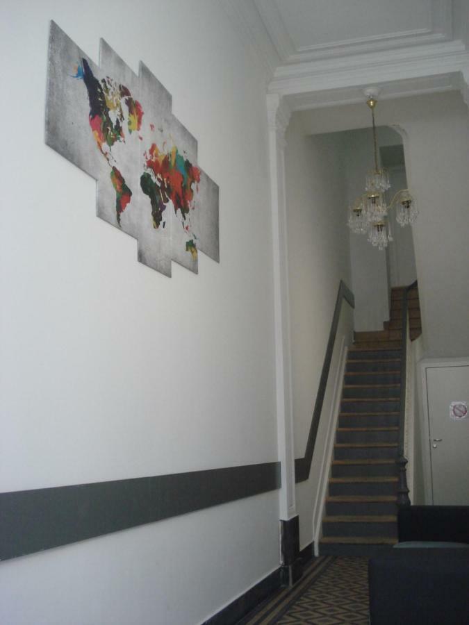 Modern Apartment First Floor Brussel Buitenkant foto