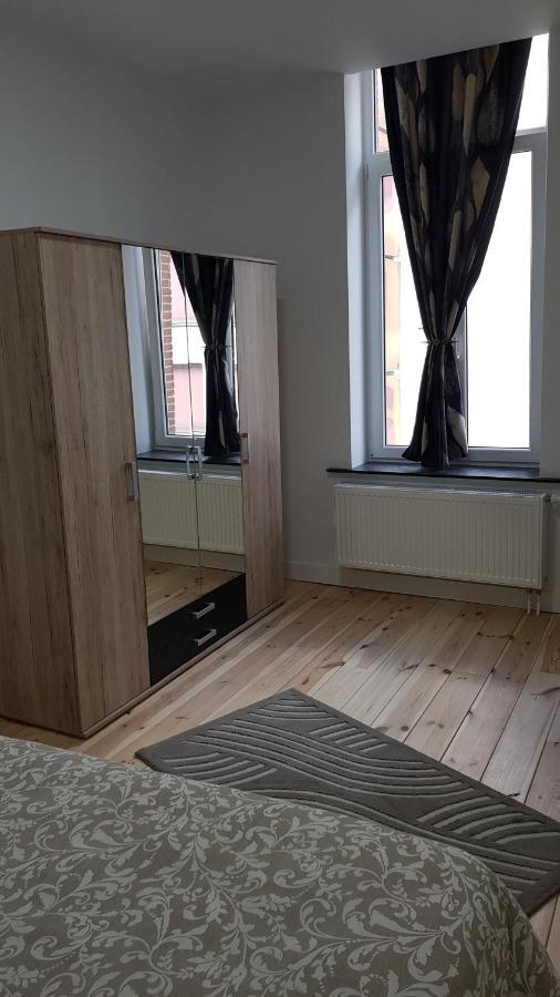 Modern Apartment First Floor Brussel Buitenkant foto